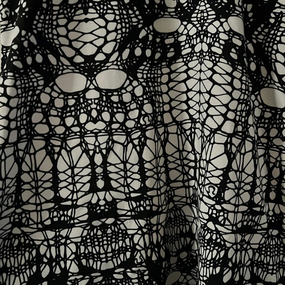 RARE lululemon racerback tank - Picture 2 of 5